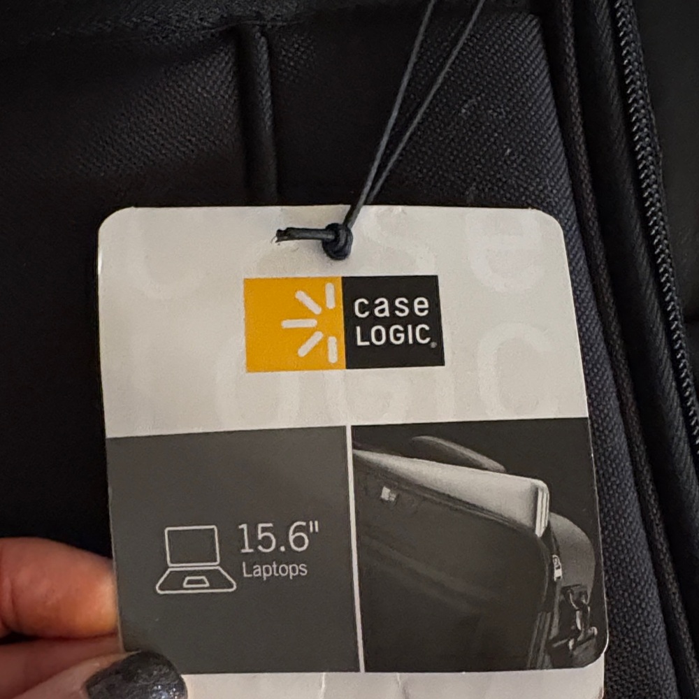 Case Logic Black Laptop Backpack - Picture 2 of 3